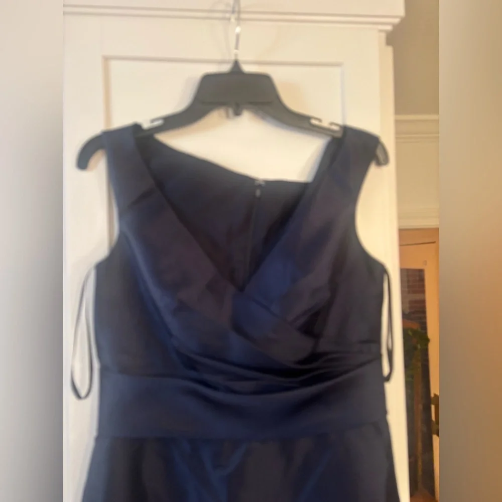 new Alfred Sung OFF-THE-SHOULDER DRAPED WRAP SATIN MAXI DRESS IN MIDNIGHT NAVY - Picture 4 of 7